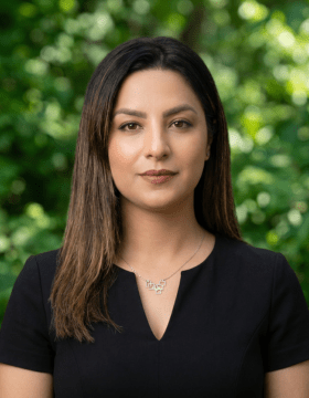 Sahar Tamadoni coquitlam counsellor 280x360